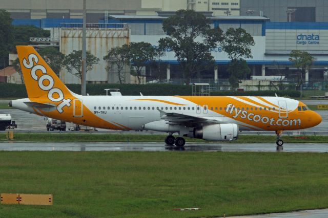 Airbus A320 (9V-TRU)