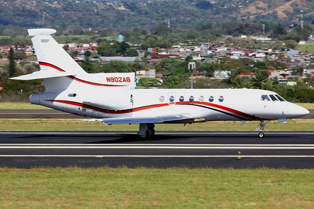 Dassault Falcon 50 (N902AB)