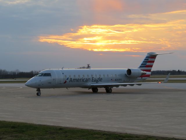 Canadair Regional Jet CRJ-200 (N261PS)