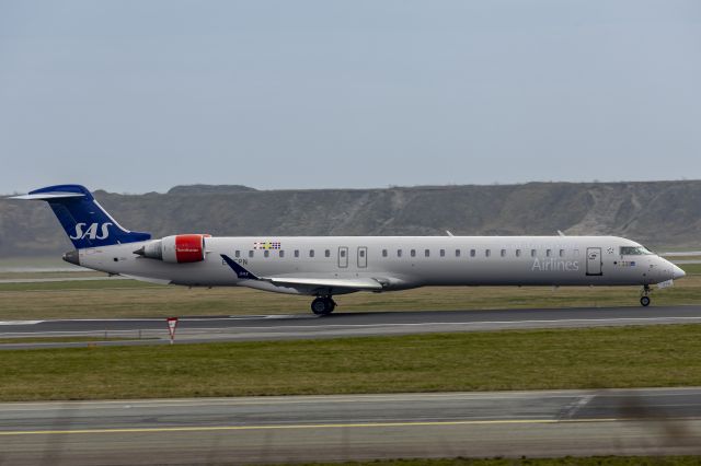 EI-FPN — - West of RUNWAY R22