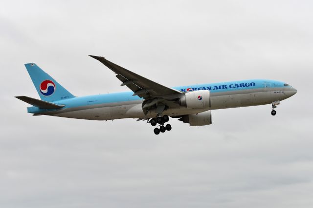 BOEING 777-200LR (HL8077) - 10-C 11-30-20