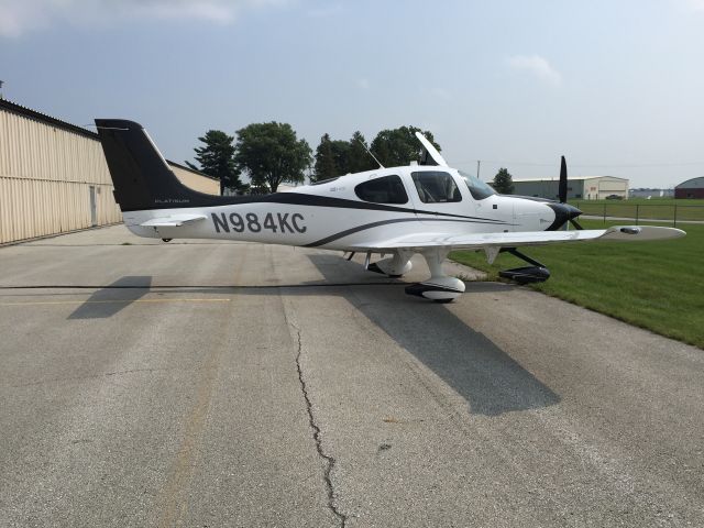 Cirrus SR-22 (N984KC) - Cirrus SR-22 GTS - Ames, Iowa 