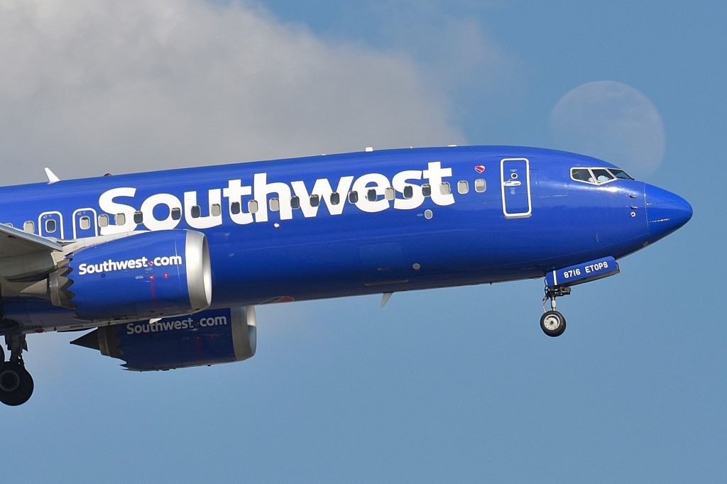 Boeing 737 MAX 8 (N8716B) - 23-R 06-17-24