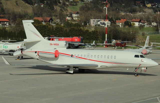 Dassault Falcon 900 (3A-MGA)