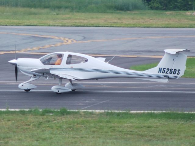 — — - LAKE NORMAN AIRCRAFT LLC / Arriving 20 - 5/13/10