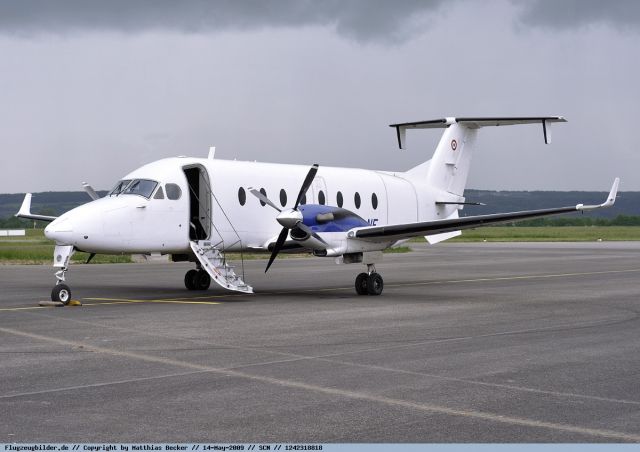 Beechcraft 1900 (F-GLNE) - B1900D flying in 2008/2009/2010 for french Police.