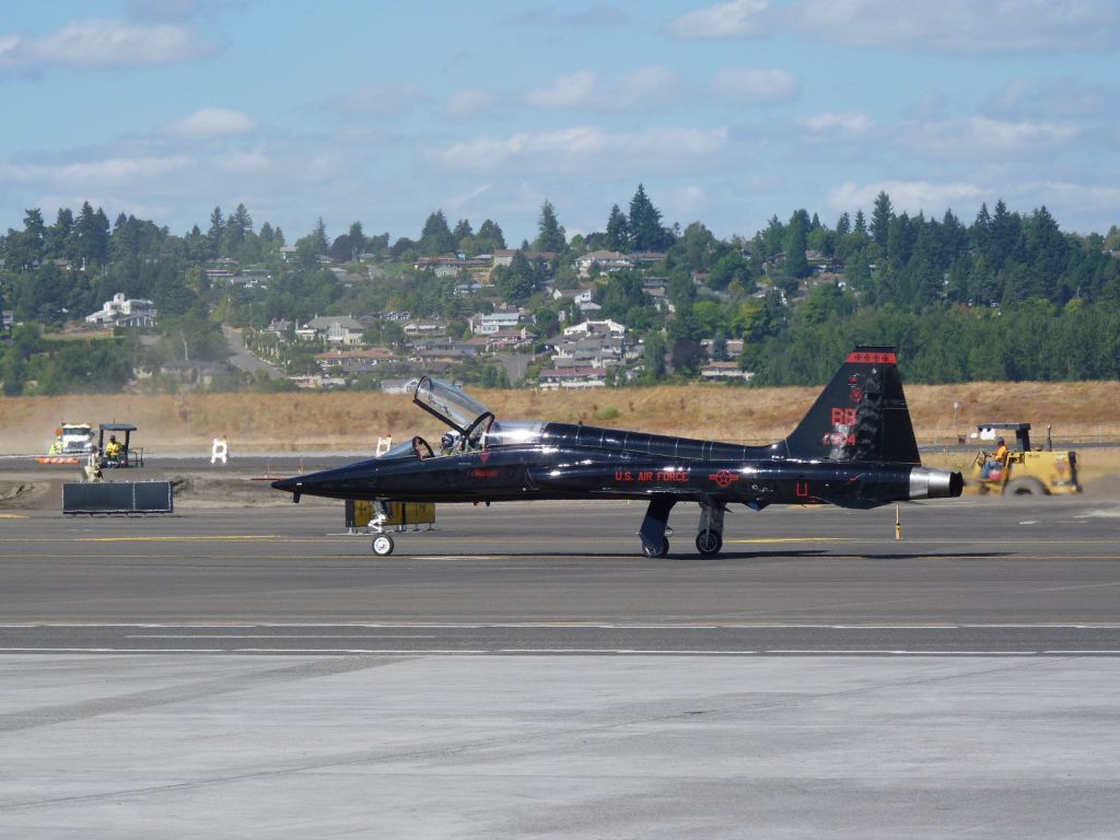 Northrop T-38 Talon (N304)