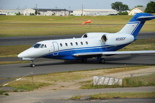 Cessna Citation X (N232CF)