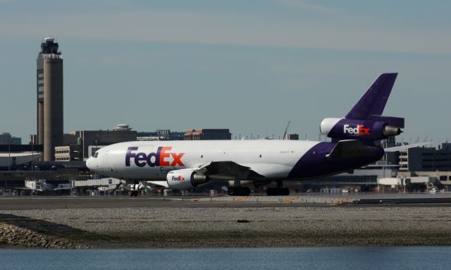 McDonnell Douglas DC-10 (N363FE)