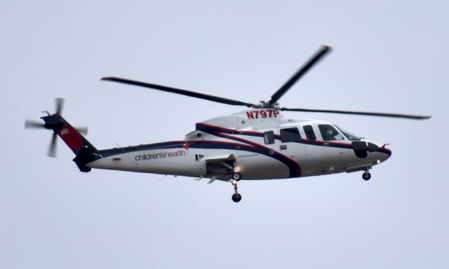 Sikorsky S-76 (N797P)