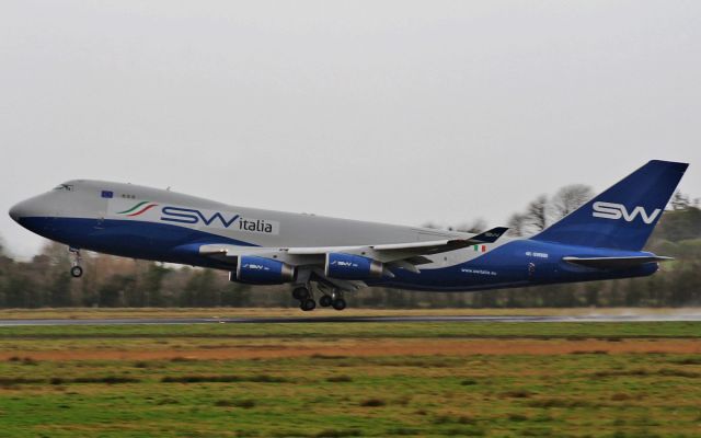 Boeing 747-400 (4K-SW800) - silk way italia b747-4f 4k-sw800 dep shannon 11/1/15.