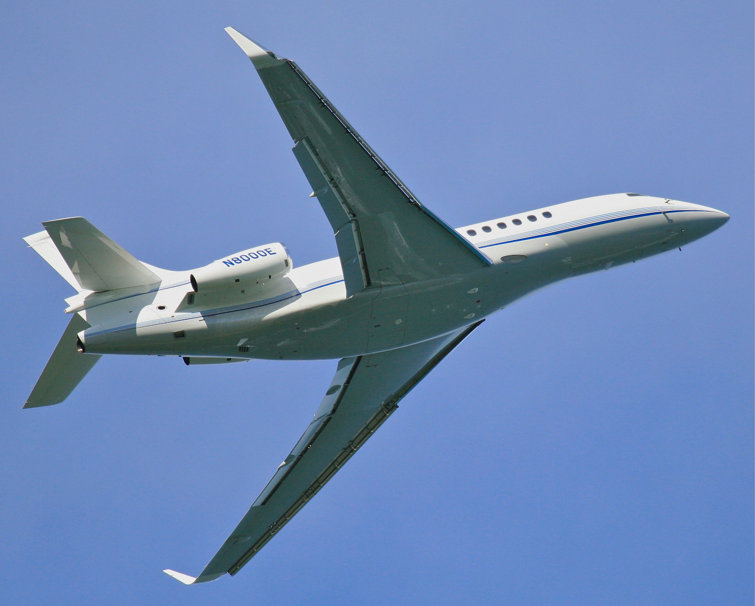 Dassault Falcon 7X (N8000E)