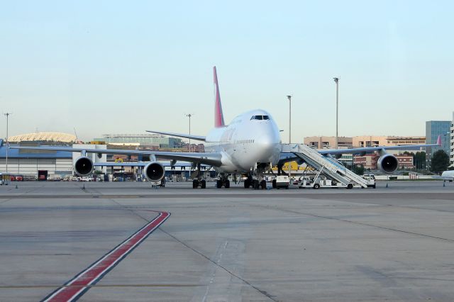 Boeing 747-400 (EC-KSM)