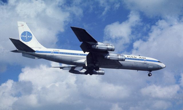 Boeing 707-300 (N764PA)