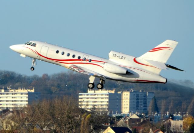 Dassault Falcon 50 (TR-LGY)