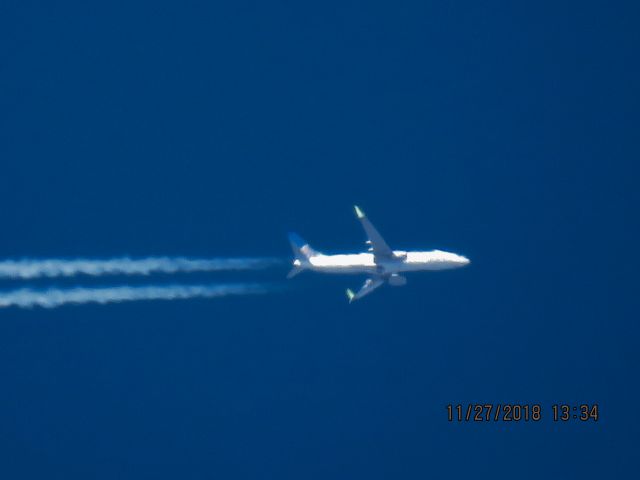 Boeing 737-900 (N75432)