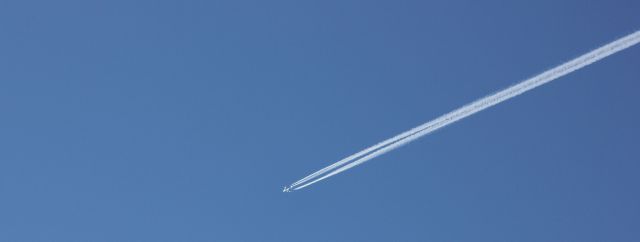 Boeing 747-200 — - Qantas flight 28 Santiago - Sydney fly's well south of its sch route and passes over Invercargill New Zealand