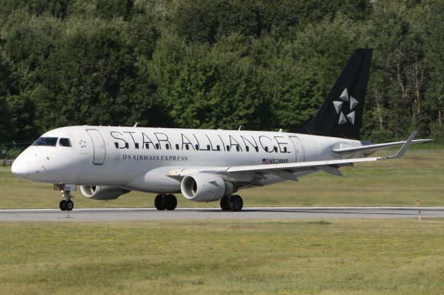 Embraer 170/175 (N828MD) - August 6, 2010 - on take off roll from Albany