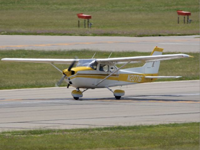 Cessna Skyhawk (N20716)