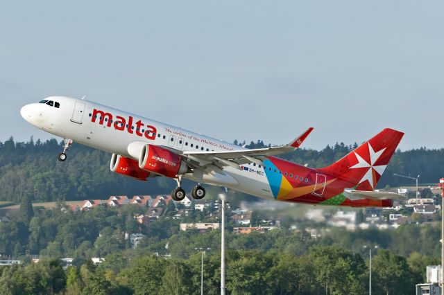 Airbus A320neo (9H-NEC)