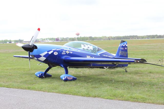 EXTRA EA-300 (N51E) - N51E- The backup plane for Rob Hollands Ultimate Airshows