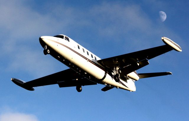 IAI 1124 Westwind (N7DJ) - 1979 Israel Aircraft Westwind 1124.  11-21-12