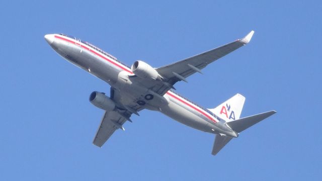 Boeing 737-800 (N935AN) - N935AN American Airlines Boeing 737-800 - cn 30081 / ln 559br /First Flight * May 2000br /Age 15.1 Yearsbr /24-May-2015 B738/L San Jose Intl (KSJC) Chicago OHare Intl (KORD) 07:51 PDT 13:36 CDT 3:45