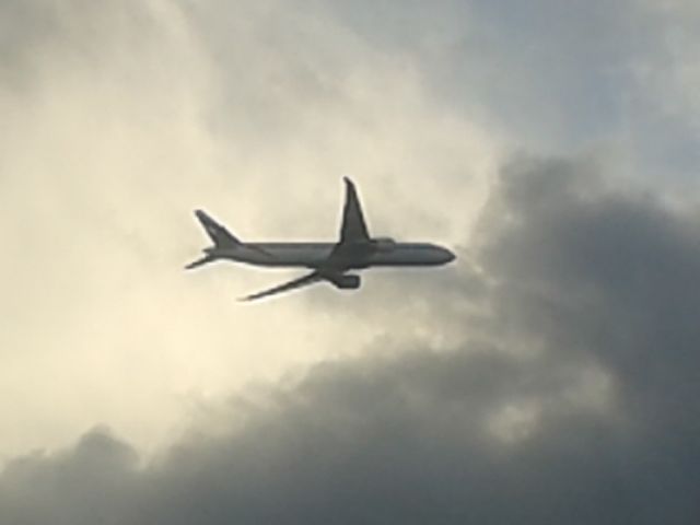 BOEING 777-300ER — - Newcastle Airport - 13/11/2015