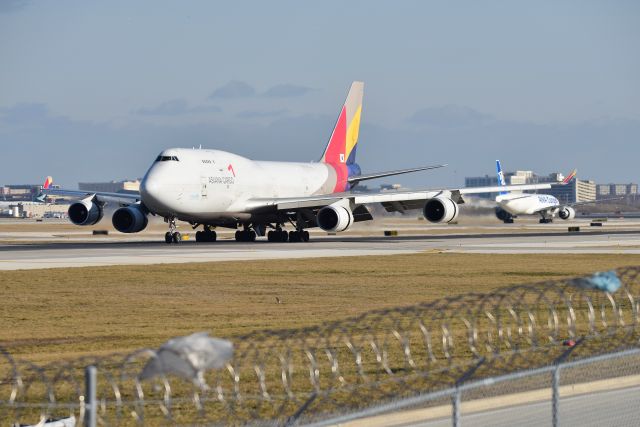 Boeing 747-400 (HL7618) - 12-14-20 28-C