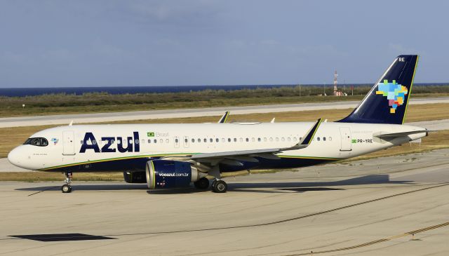 Airbus A320 (PR-YRE)