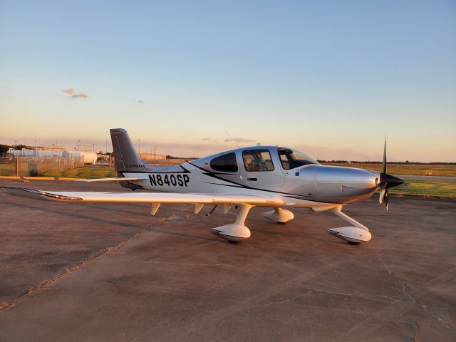 Cirrus SR-22 (N840SP)