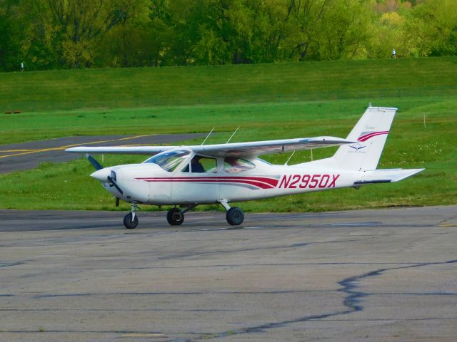 Cessna Cardinal (N2950X)