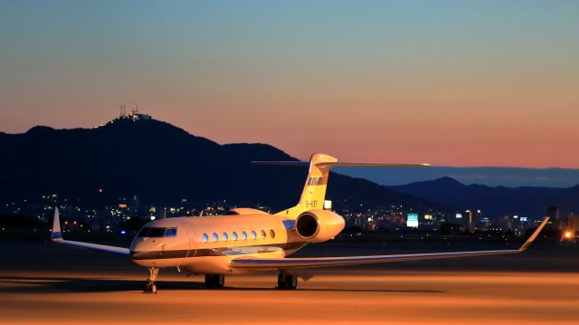 Gulfstream Aerospace Gulfstream G650 (B-KEY) - JULY.03.2015 HAKODATE JAPAN