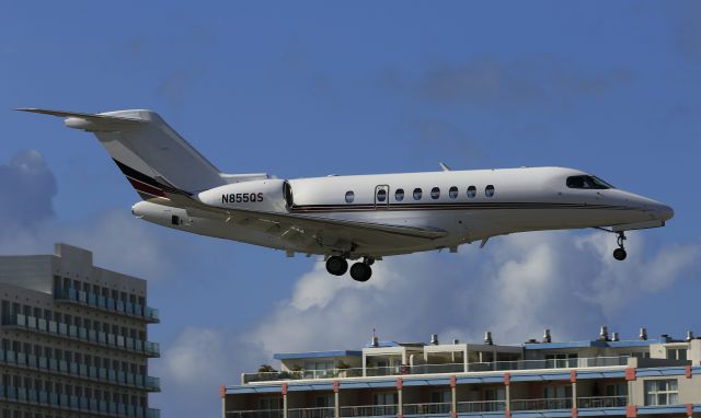 Cessna Citation Longitude (N855QS)