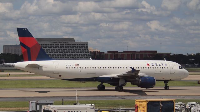 Airbus A320 (N316US) - ex-NWA