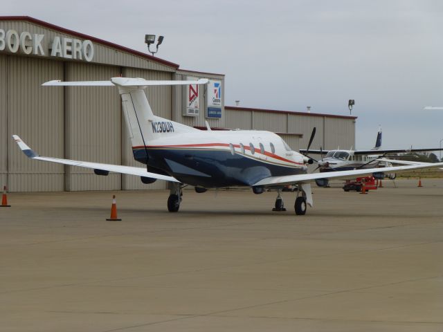 Pilatus PC-12 (N230UH)