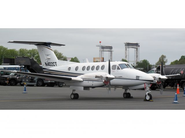 Beechcraft Super King Air 200 (N402CT)