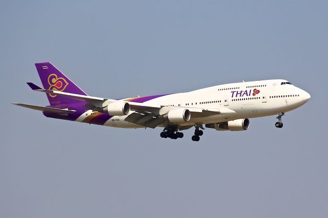 Boeing 747-400 (HS-TGA)