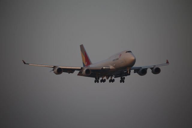 Boeing 747-400 (HL7620)