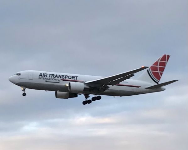 BOEING 767-200 (N255CM) - Runway 25 arrival! 2/12/22.