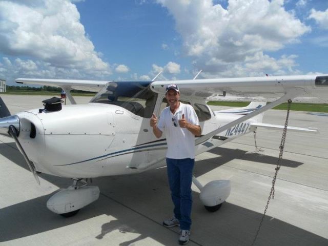 Cessna Skyhawk (N24447) - Getting ready to Fly :)