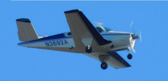 N3692A — - N3692 passing through 1200' on approach to CVO.  08 NOV20