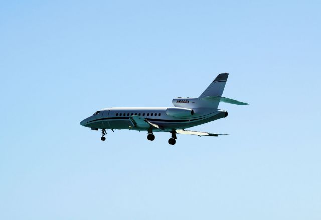 Dassault Falcon 900 (N506BA)