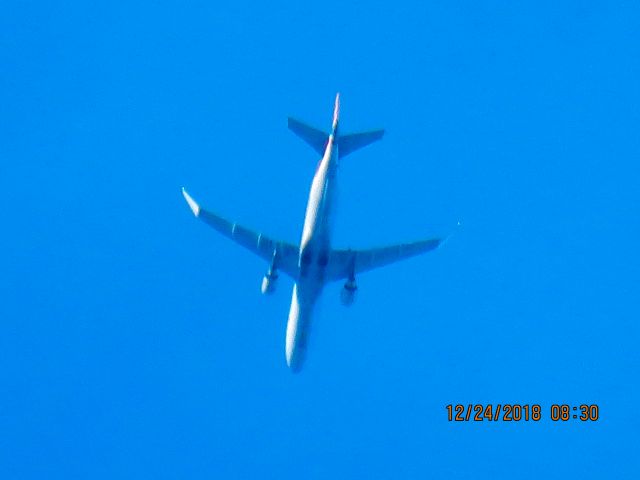 Embraer 175 (N251NN)