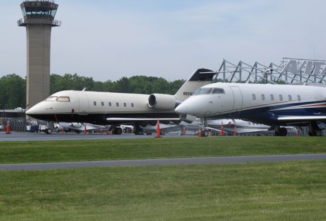 Canadair Challenger (N601AA)