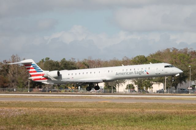 Canadair Regional Jet CRJ-900 (N632NN) - American Flight 5576 operated by PSA arrives on Runway 6 at Southwest Florida International Airport following flight from Reagan National Airport (12/17/24)