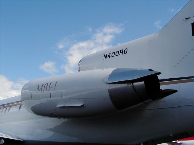 Boeing 727-100 (N400RG)