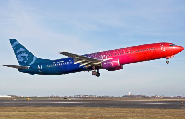 Boeing 737-900 (N493AS) - Ferry flight to Greensboro without scimitar winglets for some TLC 