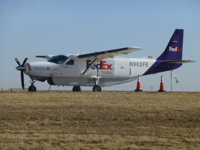 Cessna Caravan (N802FE)