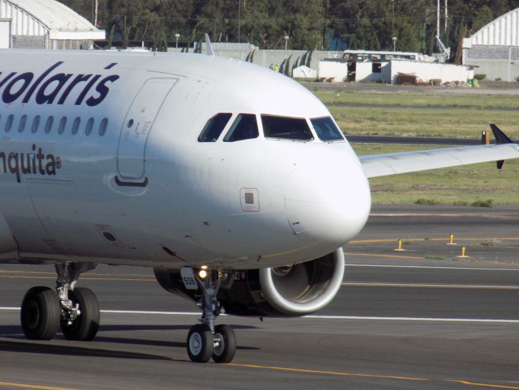 Airbus A319 (N509VL)